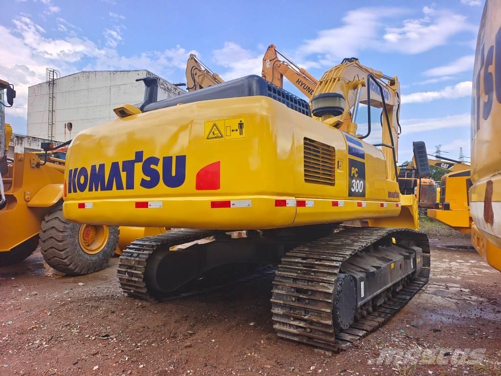 Komatsu PC 300 Bageri guseničari