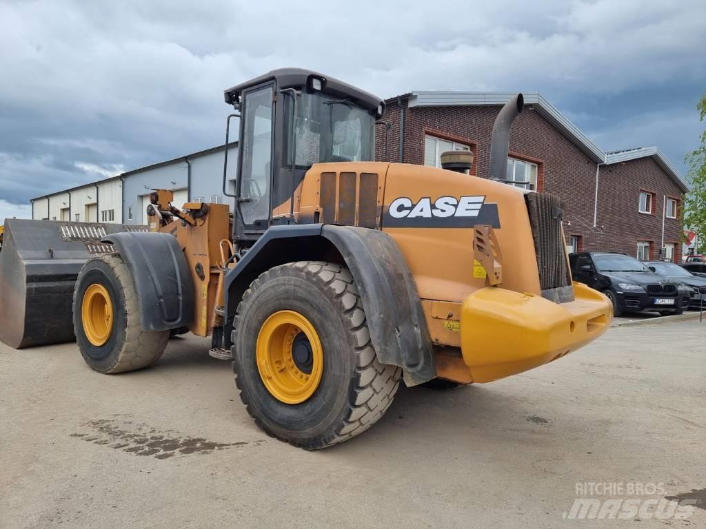 CASE 921 F Utovarivači na točkove
