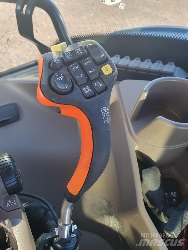 John Deere R975 i Vučene prskalice