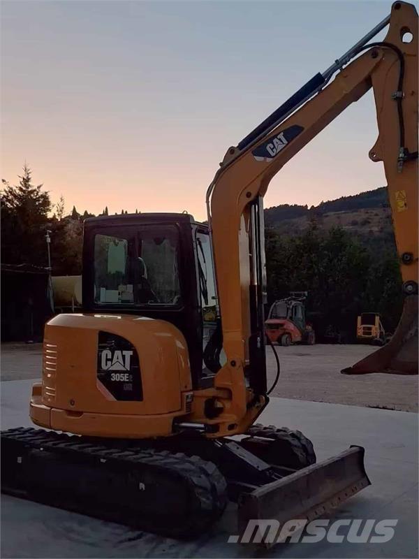 CAT 305CCR Mini bageri < 7t