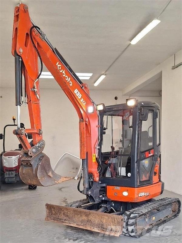 Kubota U35-3a3 Mini bageri < 7t