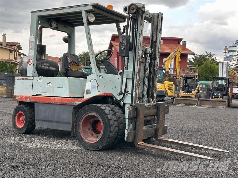 OM DI35C Viljuškari - ostalo