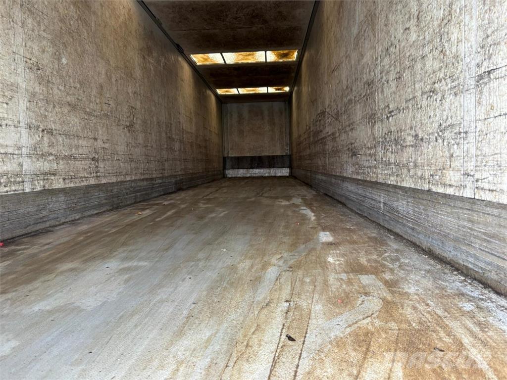 Schmitz 3aks Sanduk poluprikolice