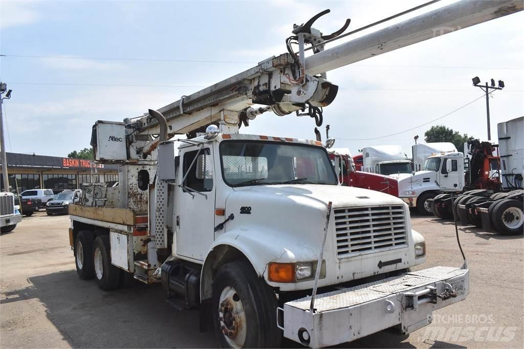 Altec D1090TR Polovni mobilni kamioni za bušenje