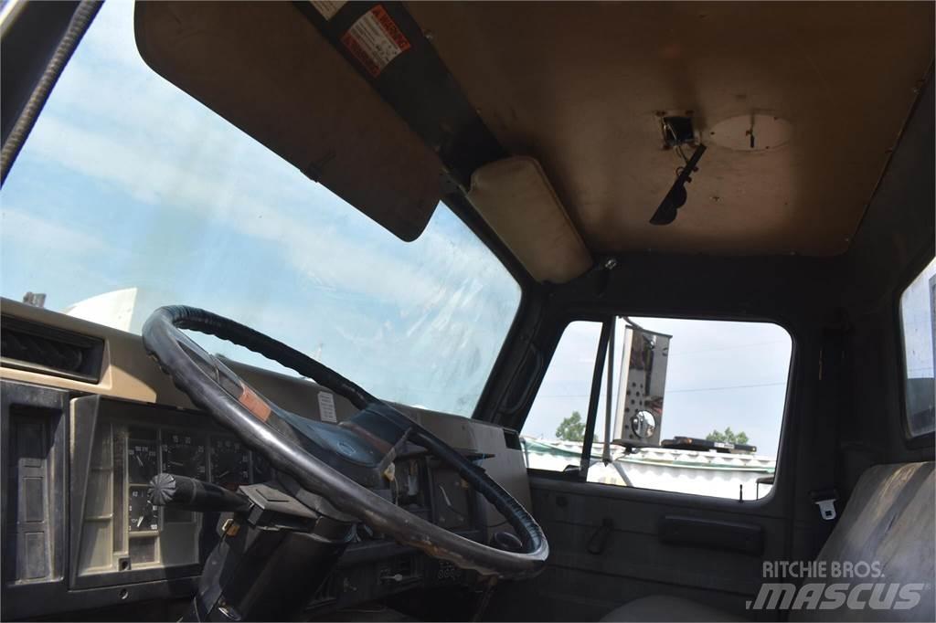 Altec D1090TR Polovni mobilni kamioni za bušenje