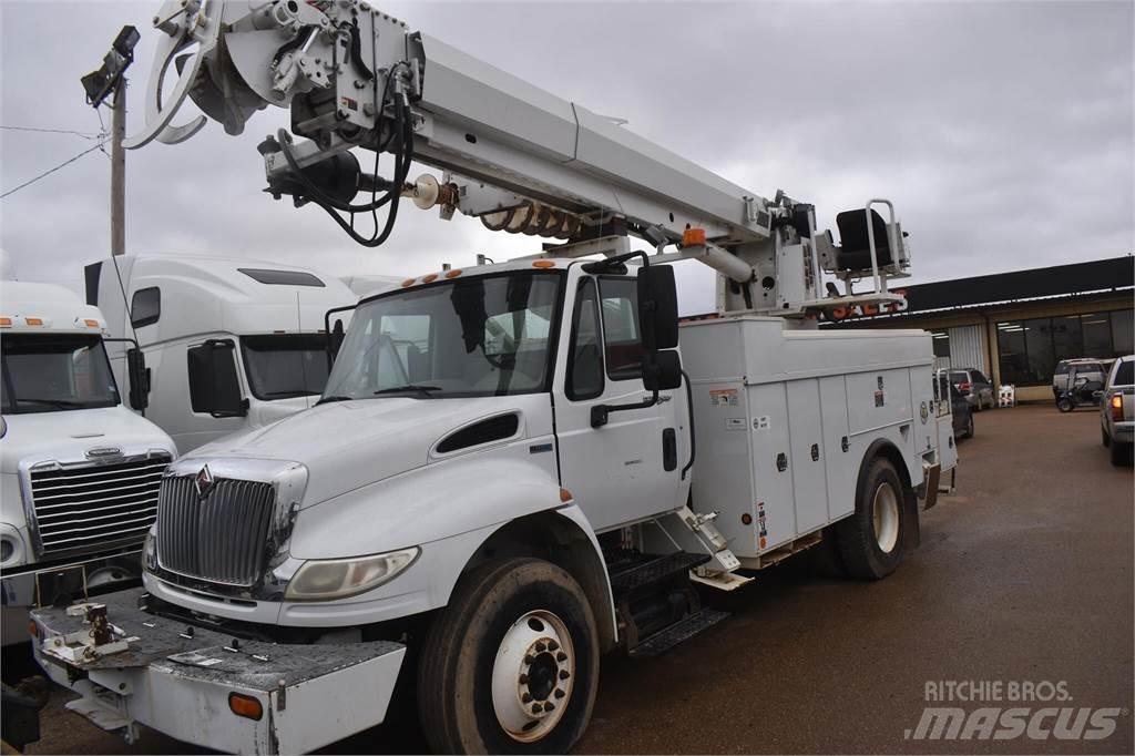 Altec D2045TR Polovni mobilni kamioni za bušenje