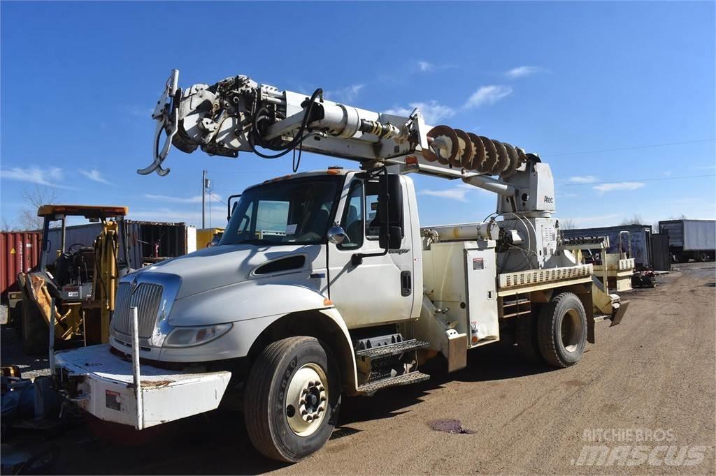 Altec D2045TR Polovni mobilni kamioni za bušenje