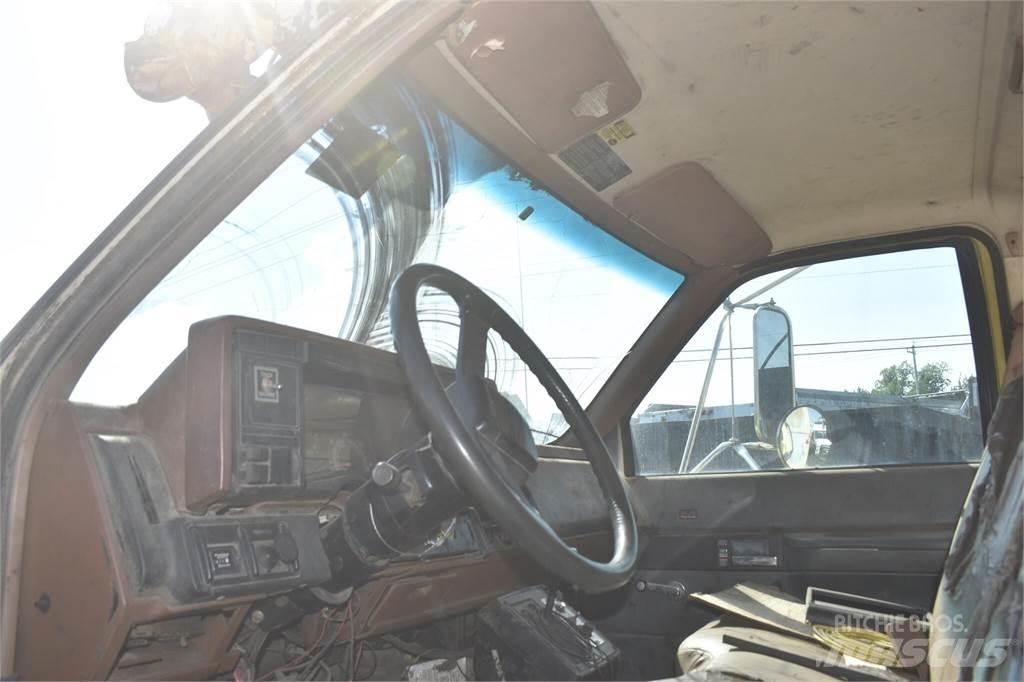 Altec D842ATR Polovni mobilni kamioni za bušenje