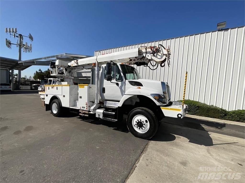 Altec DC47TR Polovni mobilni kamioni za bušenje