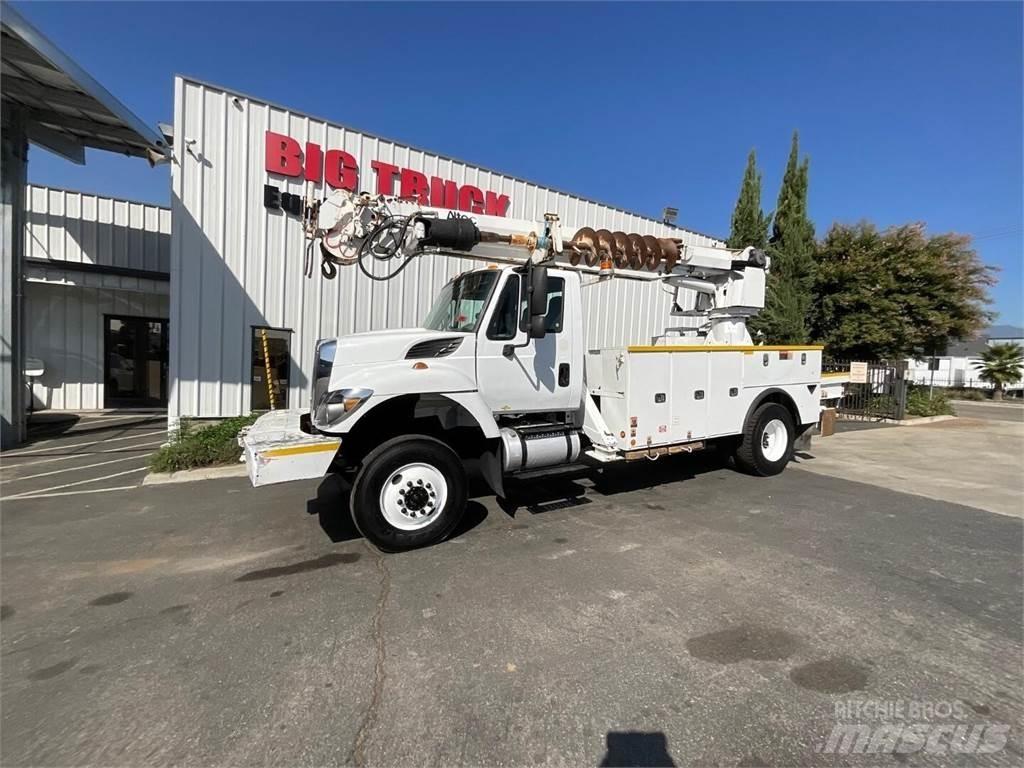 Altec DC47TR Polovni mobilni kamioni za bušenje