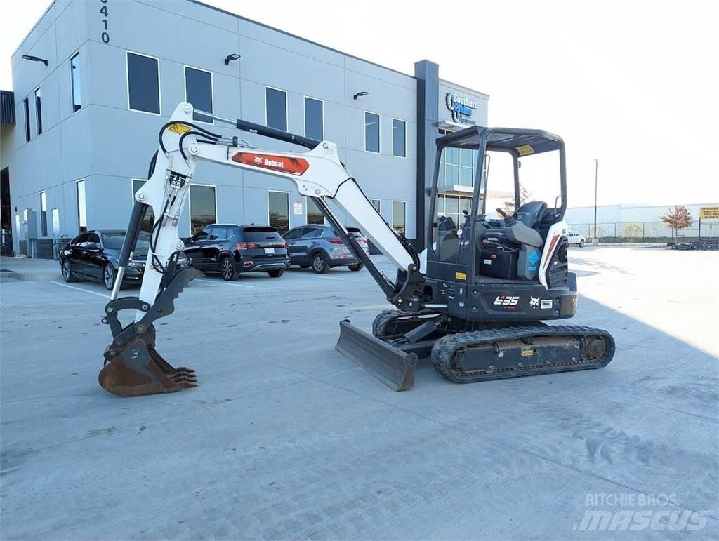Bobcat E35R2 Mini bageri < 7t