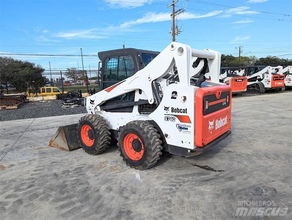 Bobcat S740 Skid steer mini utovarivači
