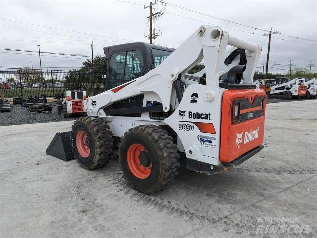 Bobcat S850 Skid steer mini utovarivači