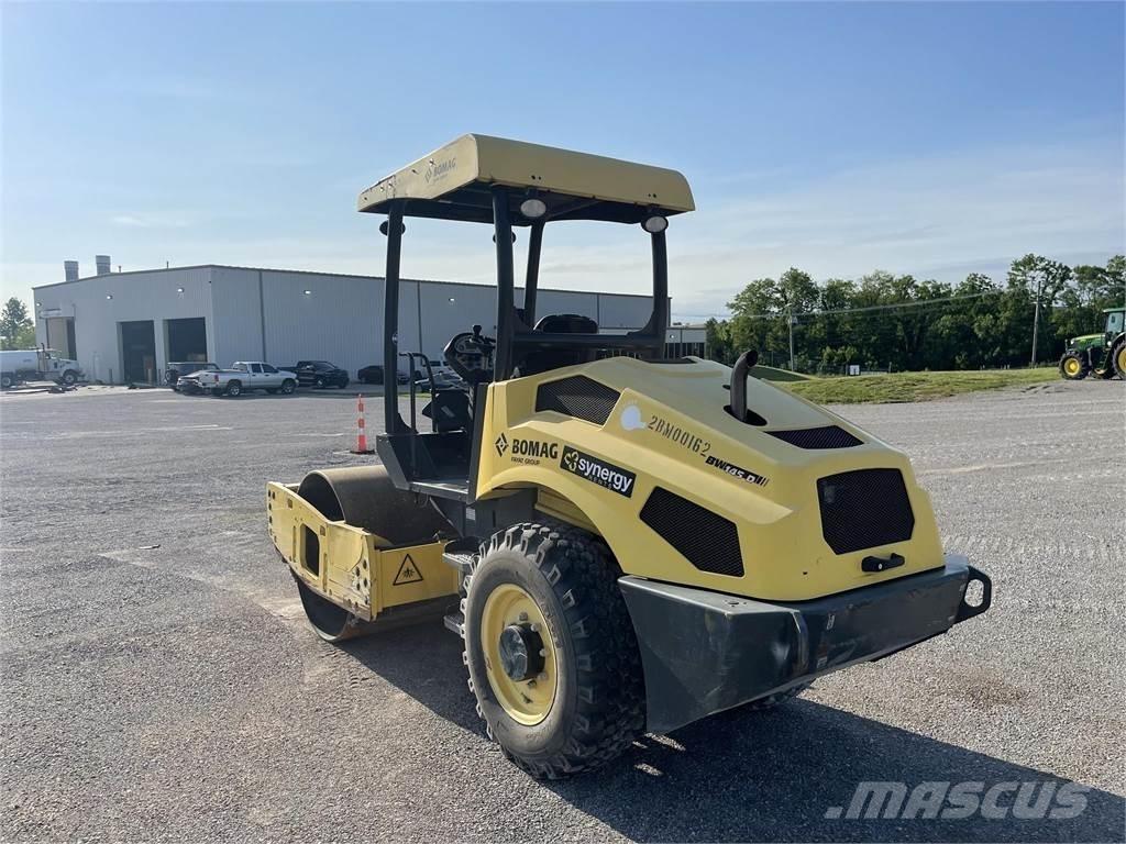 Bomag BW145D-5 Valjci sa duplim bubnjem