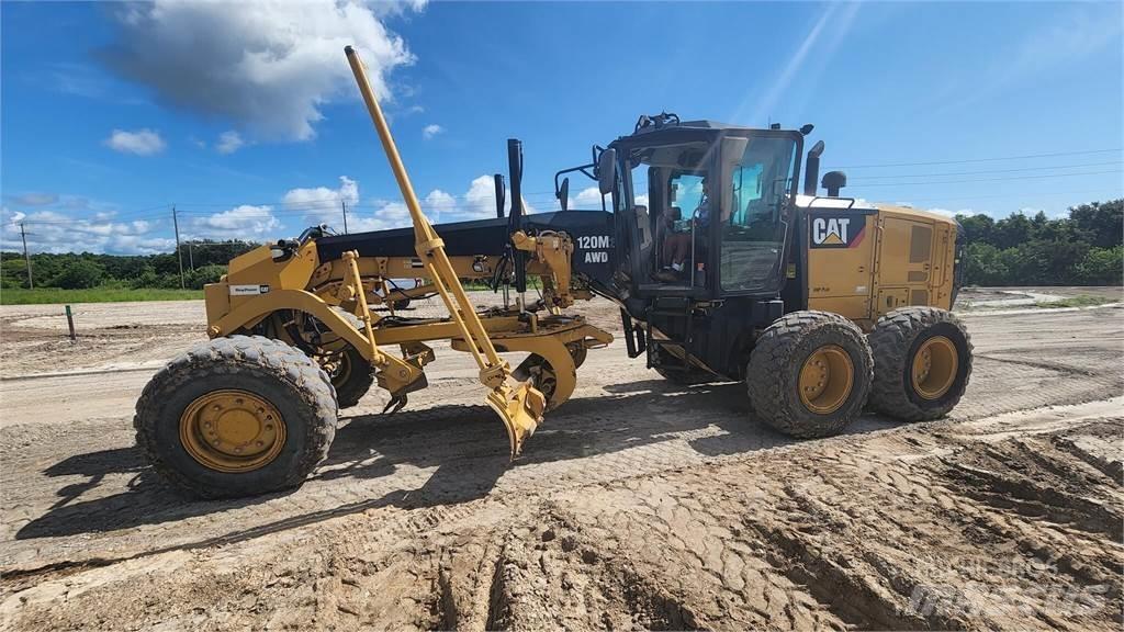 CAT 120M2 AWD Grejderi