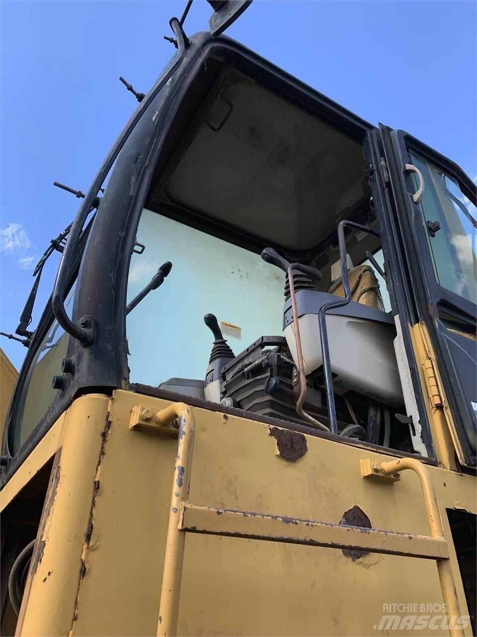 CAT 320C Bageri guseničari