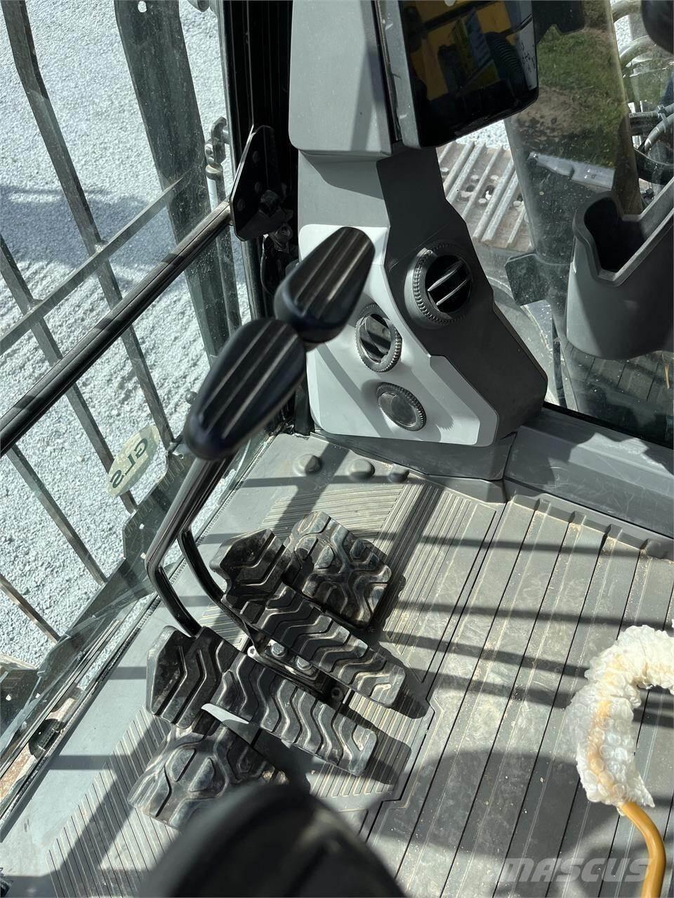 CAT 320GC Bageri guseničari