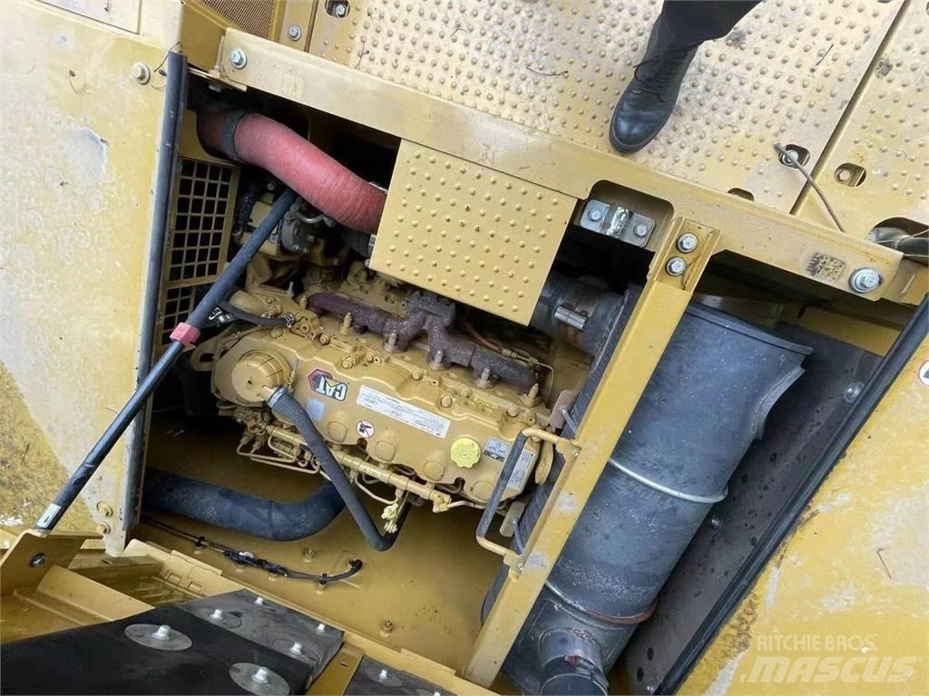 CAT 336 Bageri guseničari