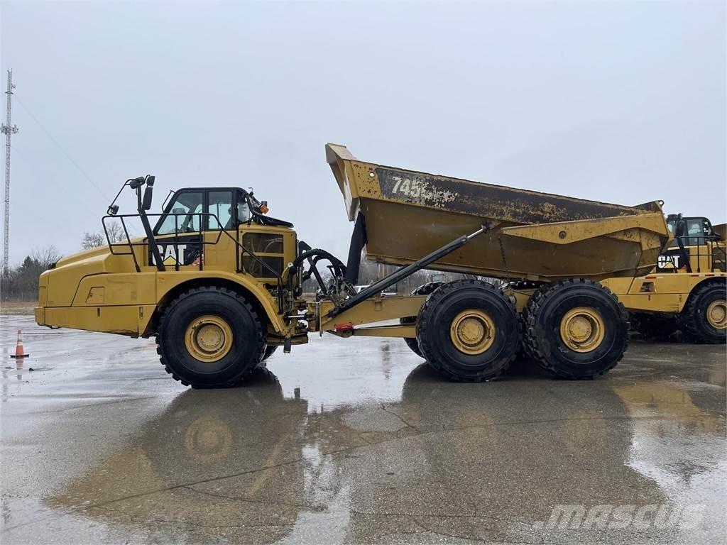 CAT 745C Zglobni damperi