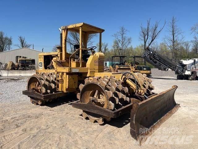 CAT 815 Kompaktori otpada