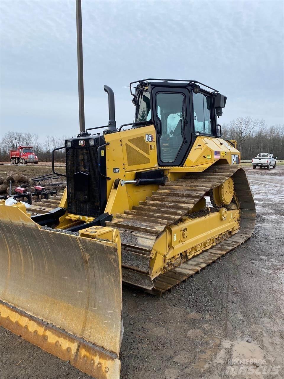 CAT D5 LGP Buldožeri guseničari