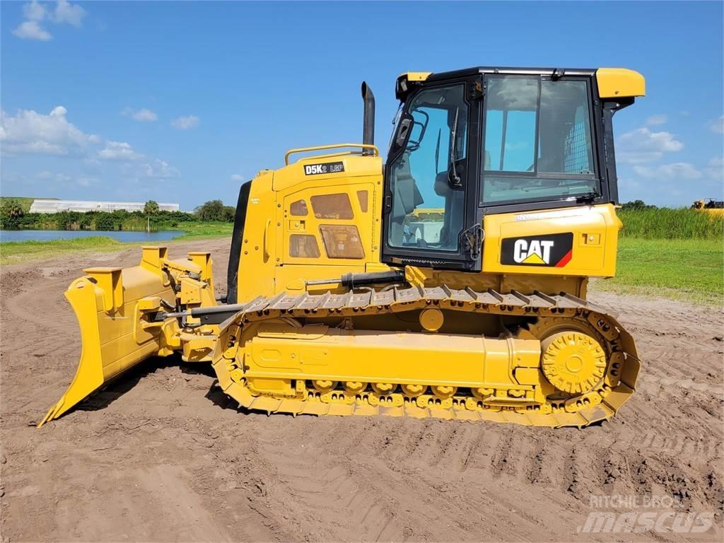 CAT D5K LGP Buldožeri guseničari