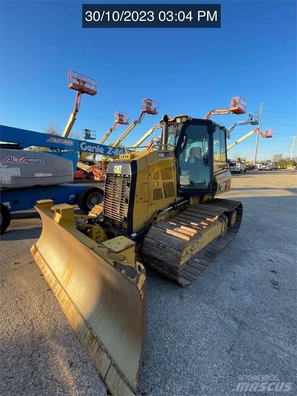 CAT D5K2 LGP Buldožeri guseničari