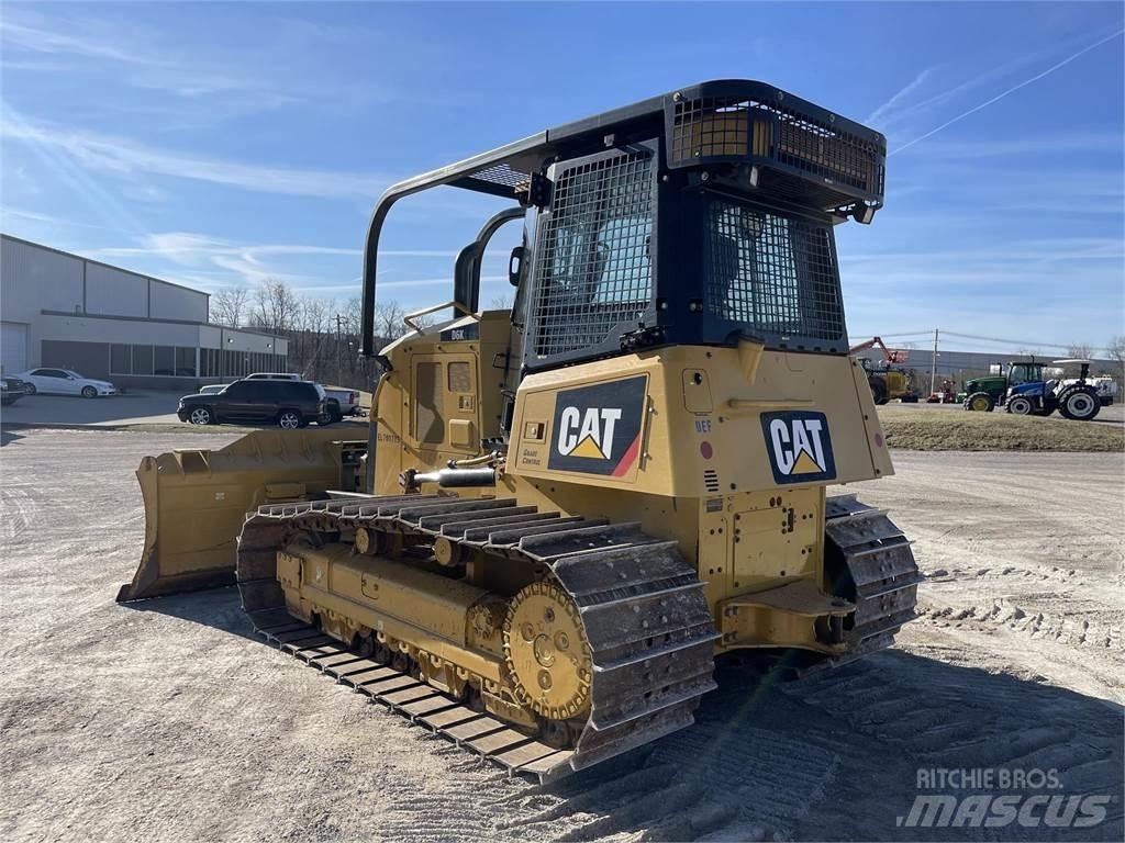 CAT D6K2 LGP Buldožeri guseničari