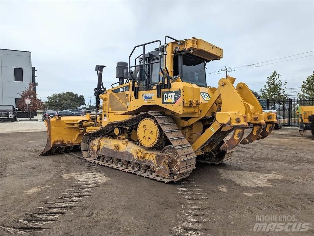 CAT D6T XL Buldožeri guseničari