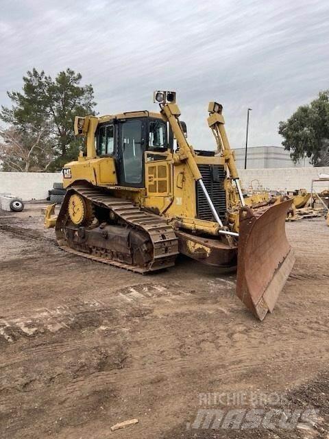 CAT D6T XW Buldožeri guseničari