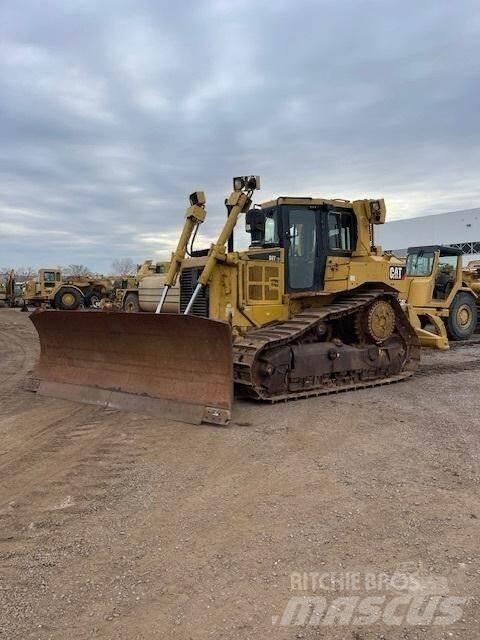 CAT D6T XW Buldožeri guseničari