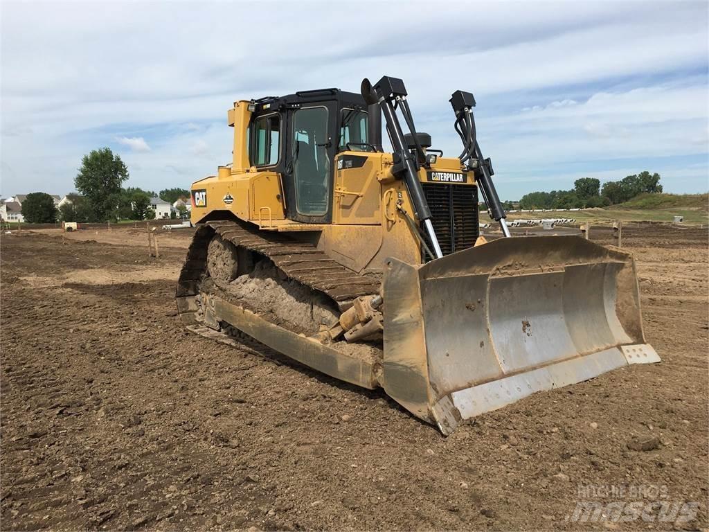 CAT D6T XW Buldožeri guseničari