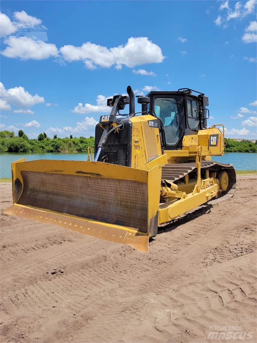 CAT D7E LGP Buldožeri guseničari