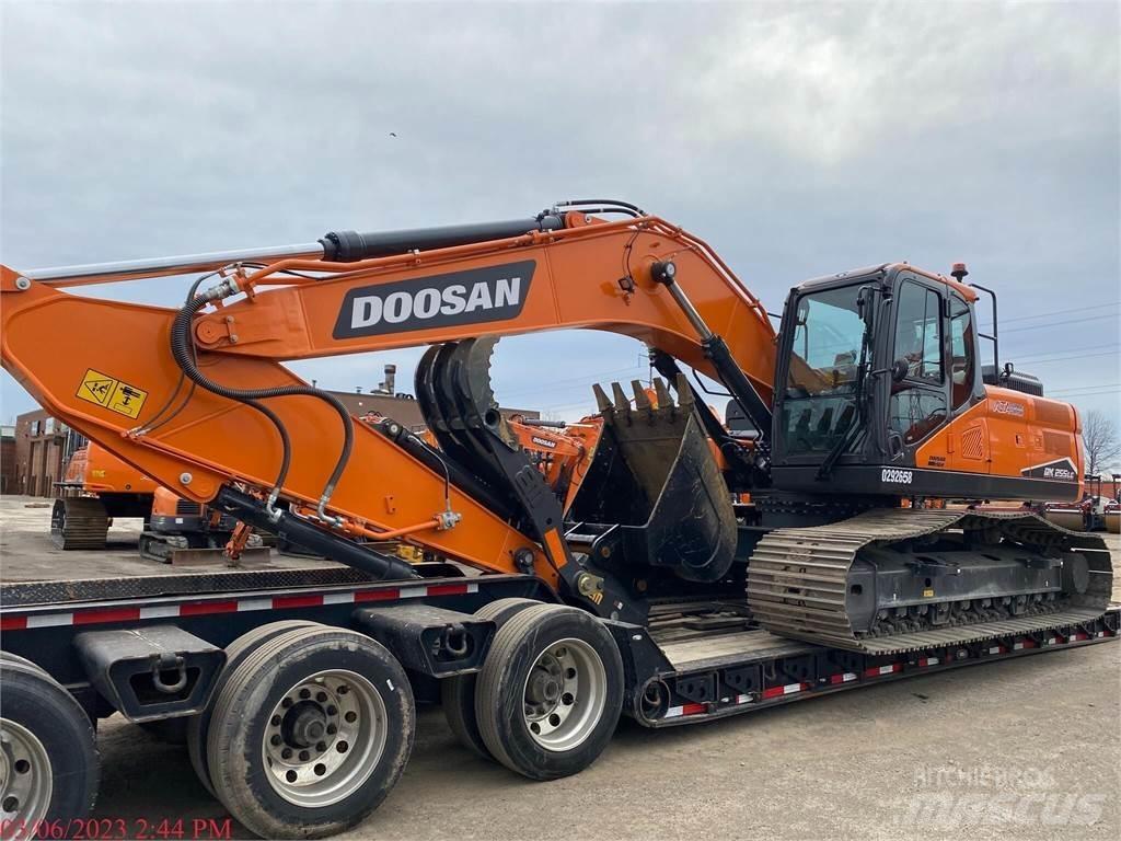 Develon DX255 LC-7 Bageri guseničari