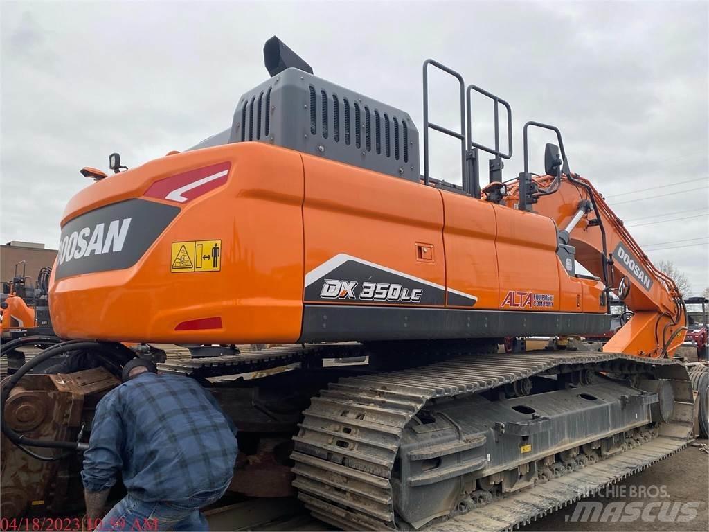 Develon DX350 LC-7 Bageri guseničari
