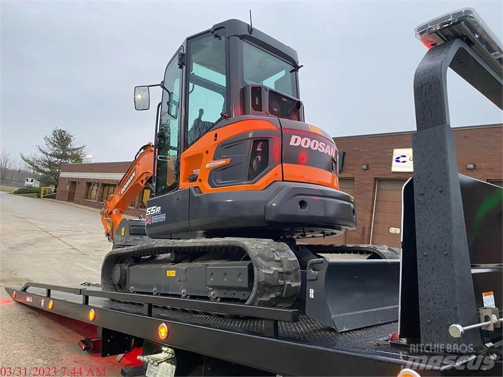 Develon DX55R-7 Mini bageri < 7t