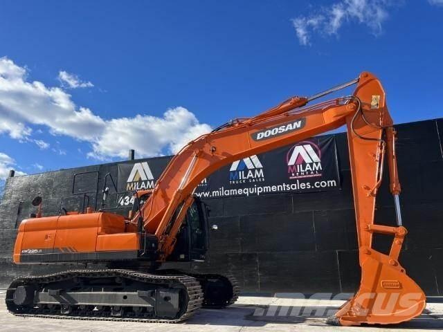 Doosan DX225 LC Bageri guseničari