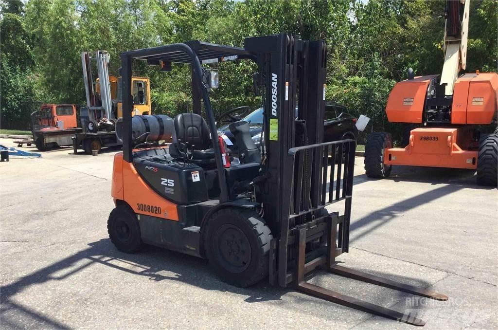 Doosan G25P-5 Viljuškari - ostalo