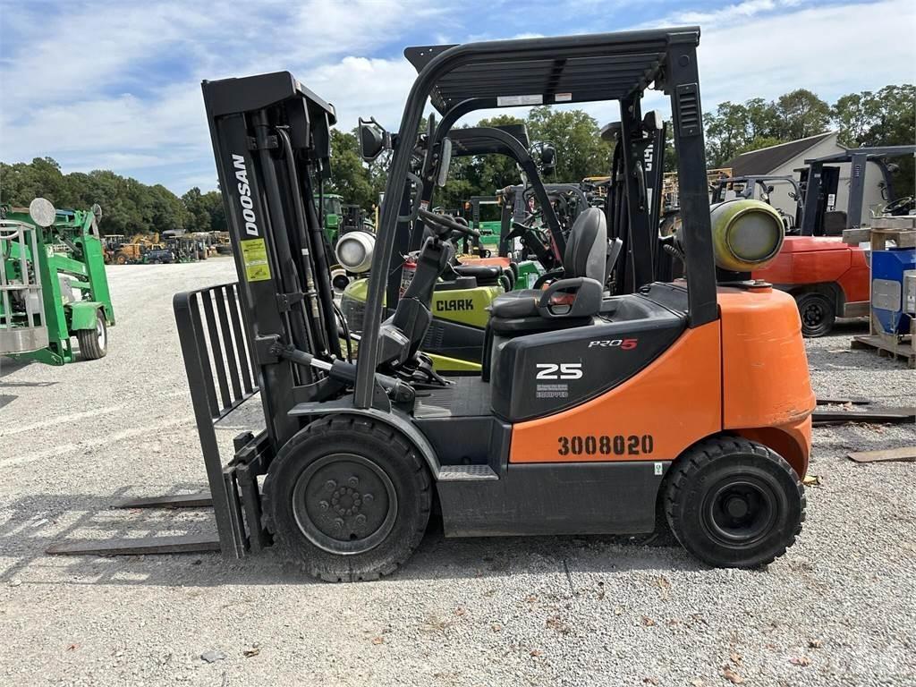Doosan G25P-5 Viljuškari - ostalo