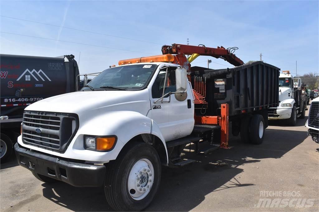 Ford F750 Kamioni sa kranom