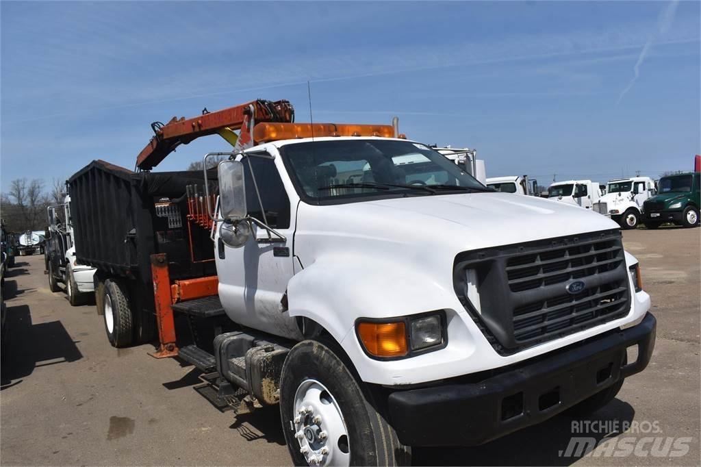 Ford F750 Kamioni sa kranom