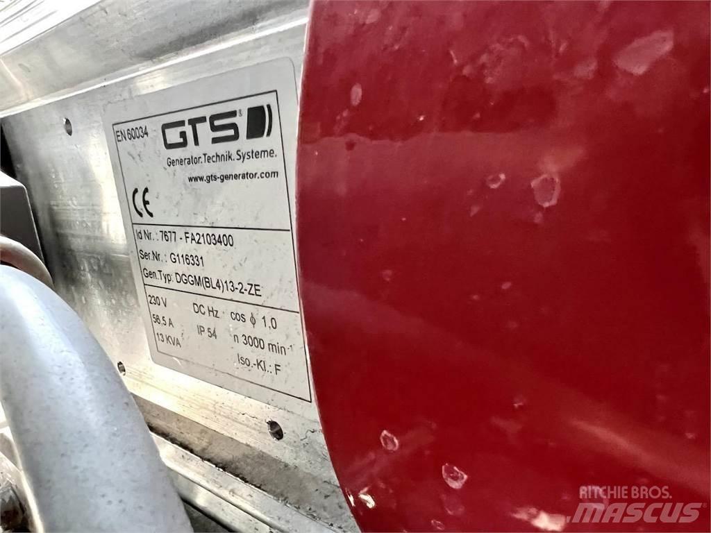 Fuchs MHL320F Bageri za prenos primarnih/sekundarnih sirovina
