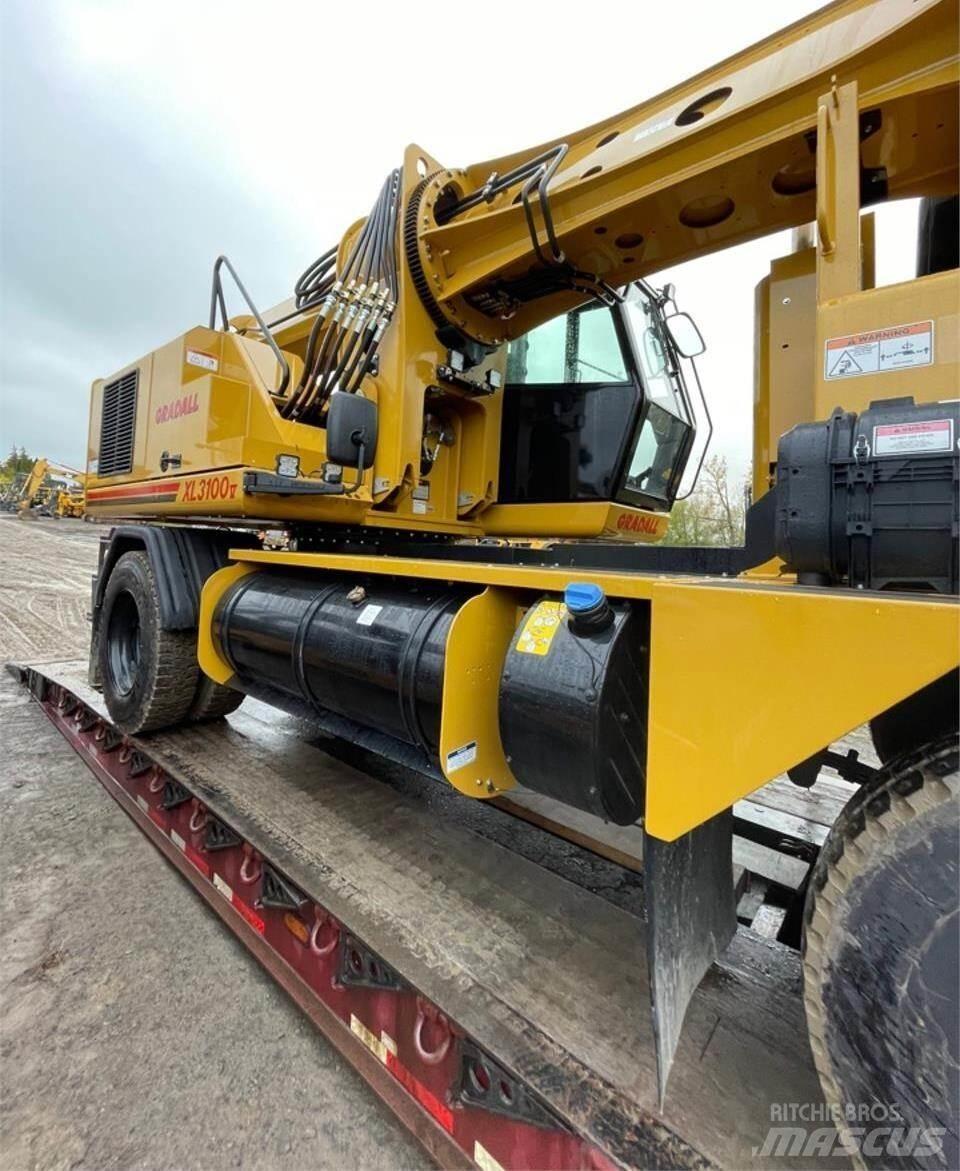 Gradall XL3100 V Bageri točkaši