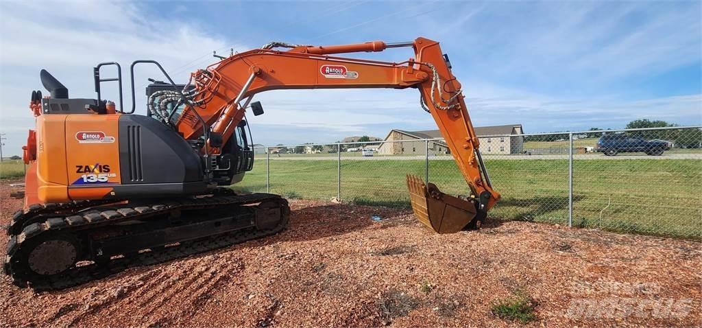 Hitachi ZX135US-6 Bageri guseničari