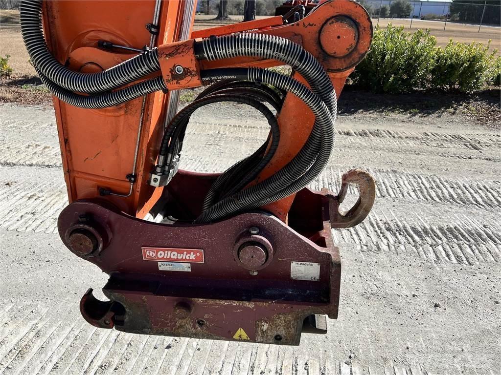 Hitachi ZX210 LC-6 Bageri guseničari