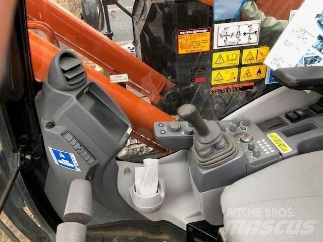 Hitachi ZX225USRK-6 Bageri guseničari