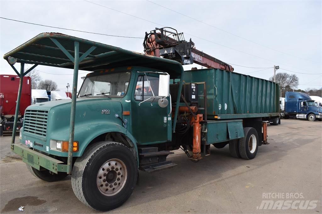 International 4700 Kamioni sa kranom
