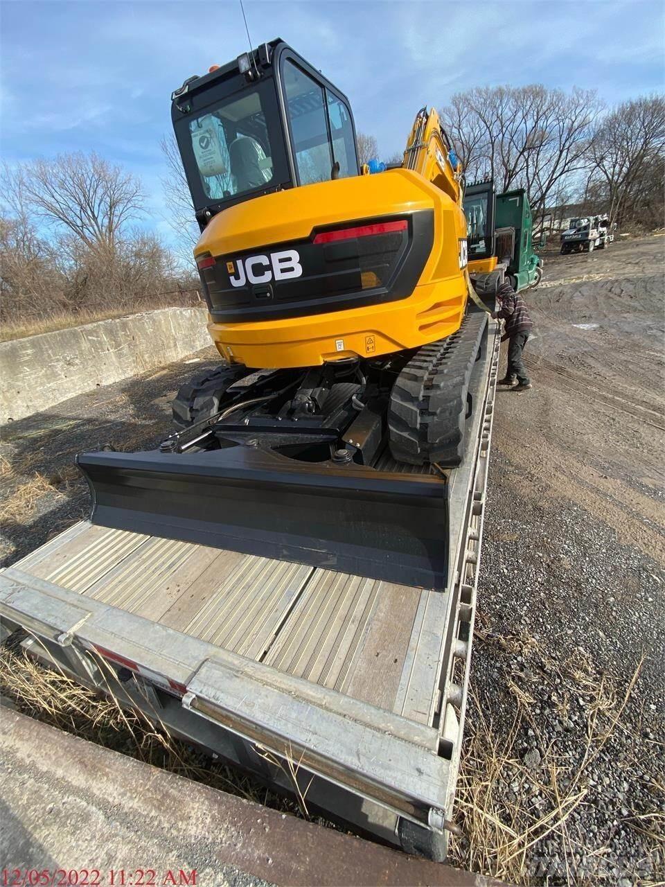 JCB 86C-2 Bageri guseničari