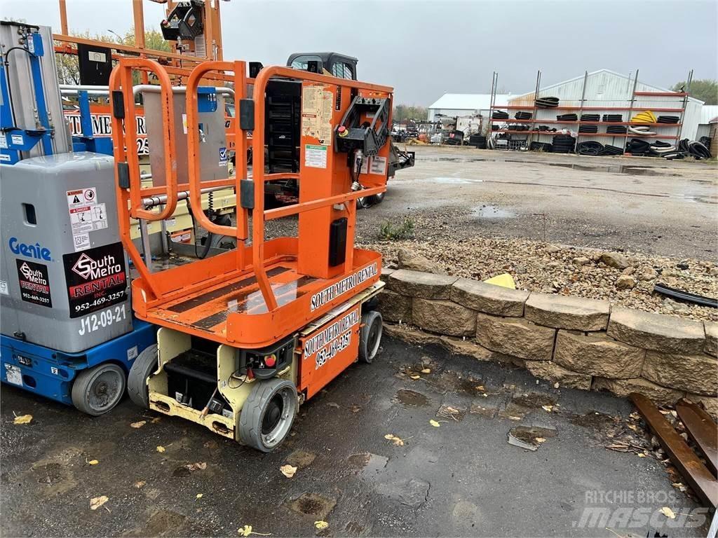 JLG 1230ES Jarbolne penjajuće platforme