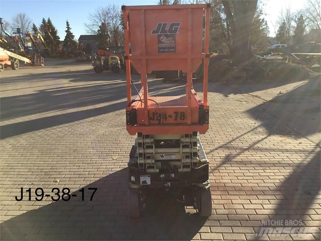 JLG 1932R Makazaste platforme